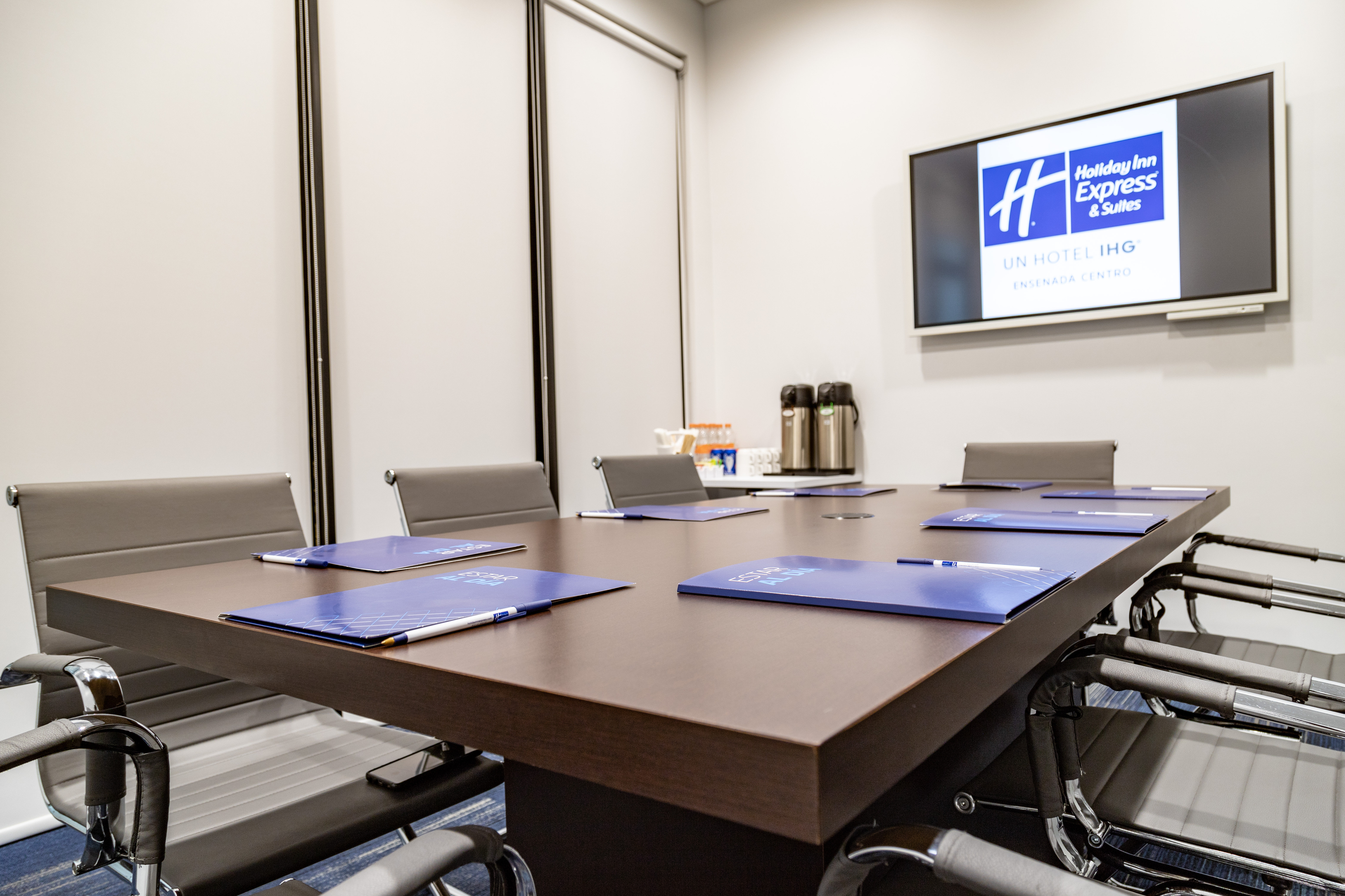 holiday inn express and suites ensenada centro an ihg hotel