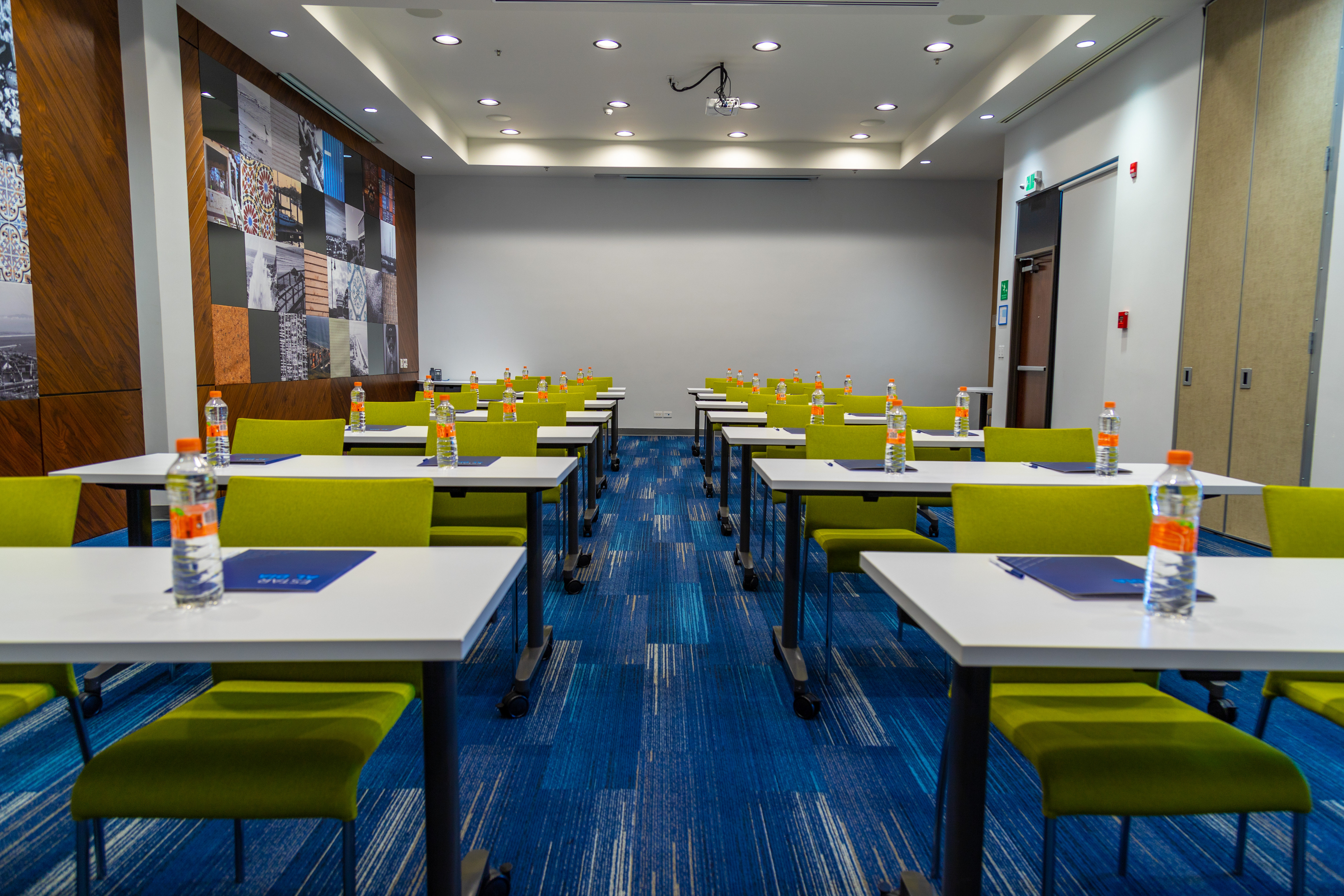 holiday inn express and suites ensenada centro an ihg hotel