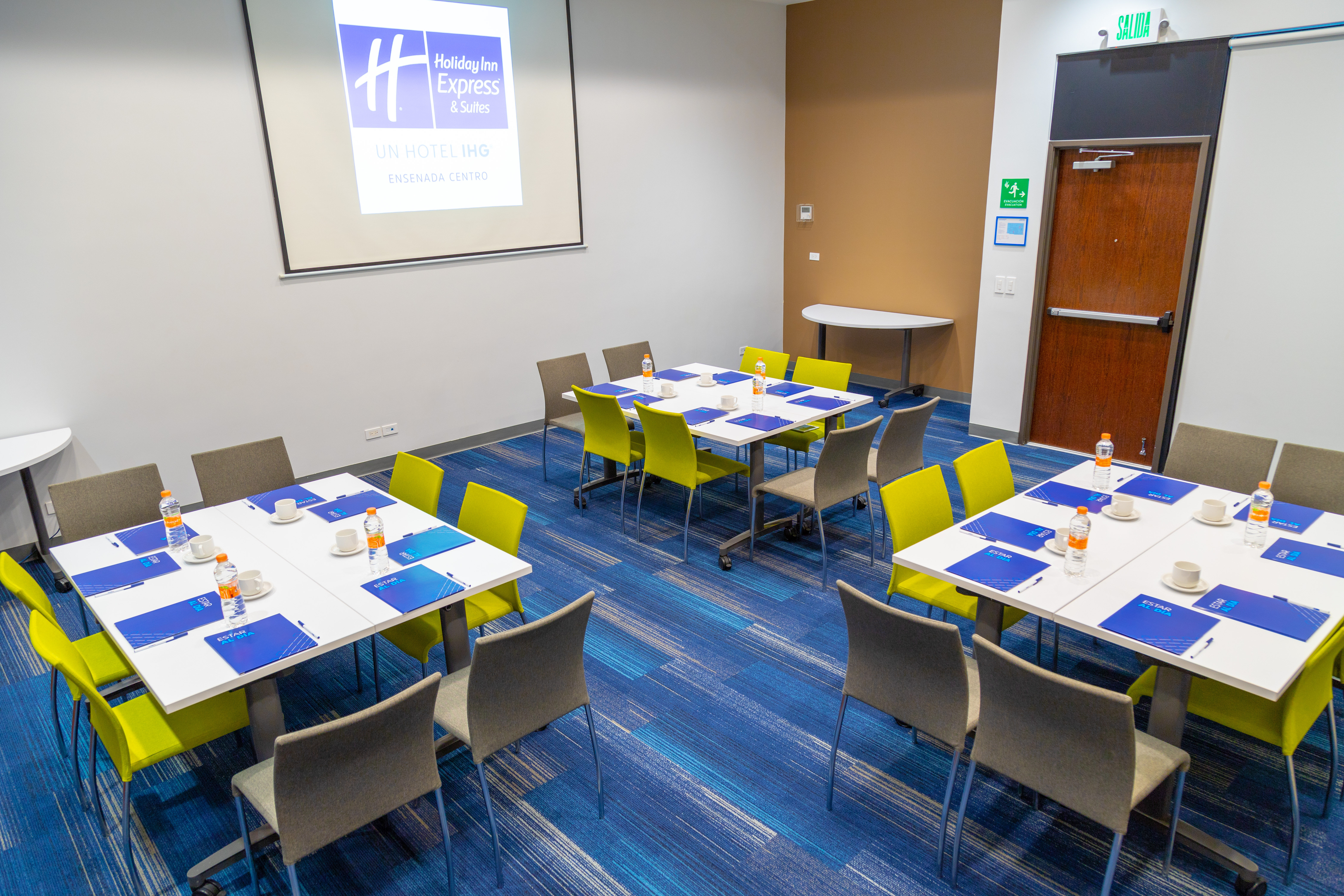 holiday inn express and suites ensenada centro an ihg hotel