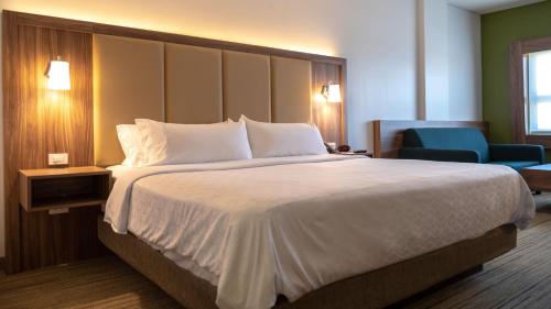 holiday inn express and suites ensenada centro an ihg hotel