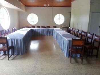 Hotel Eel,In Elburgon,3 star