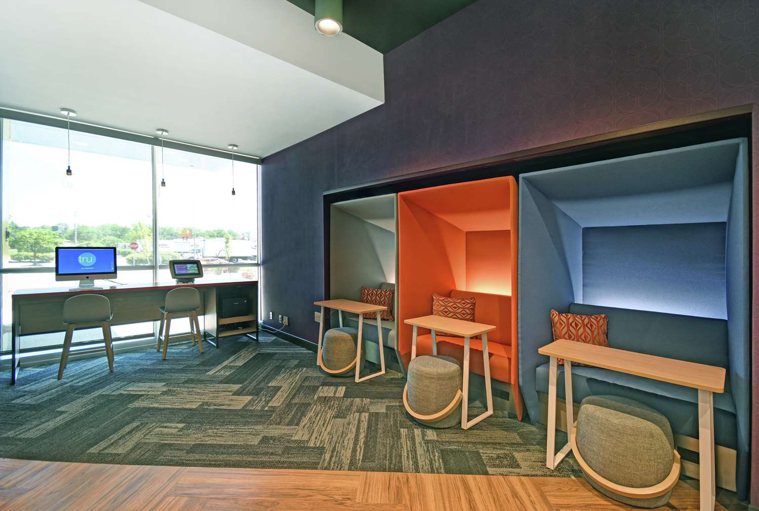 tru by hilton grand rapids airport