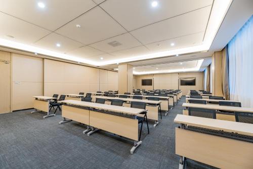 atour hotel new port development zone nanjing