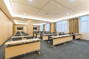 atour hotel new port development zone nanjing