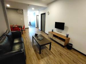 3 plus hotel