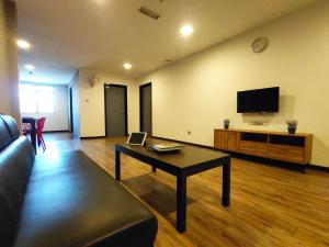 3 plus hotel