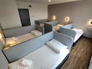 3 plus hotel