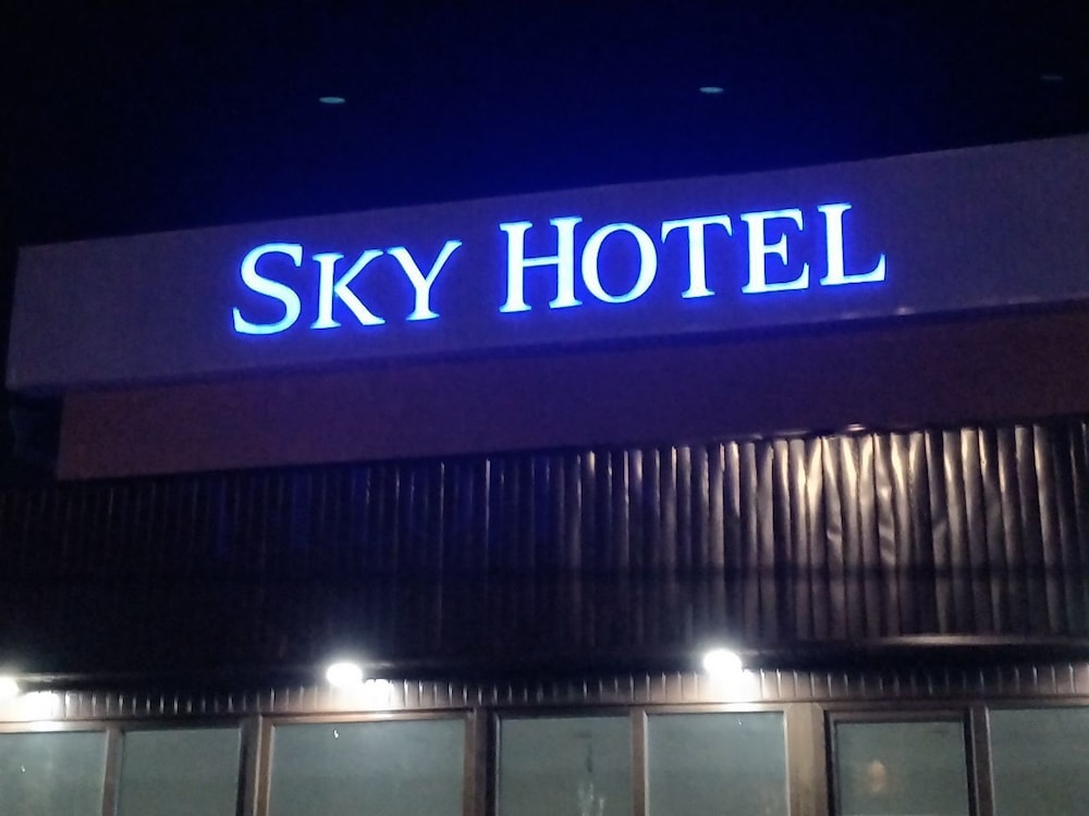 sky hotel