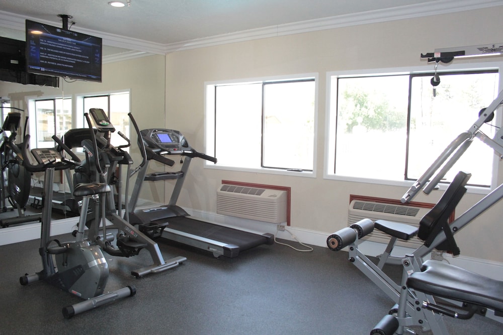 holiday inn express hotel and suites corning by ihg