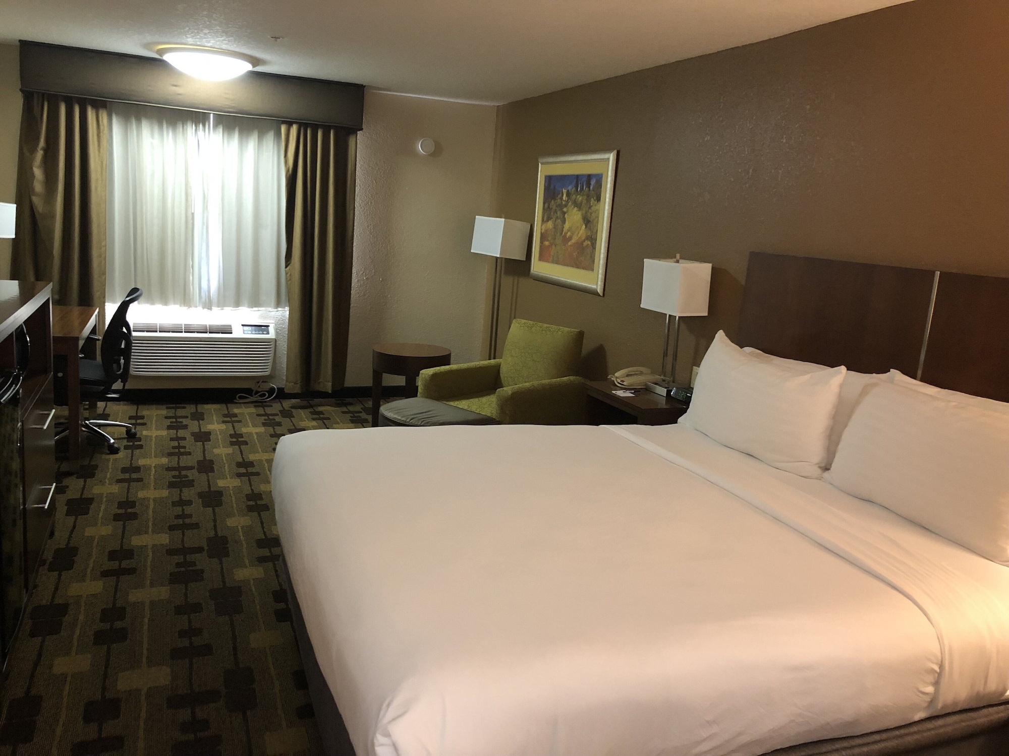 holiday inn express hotel and suites corning by ihg