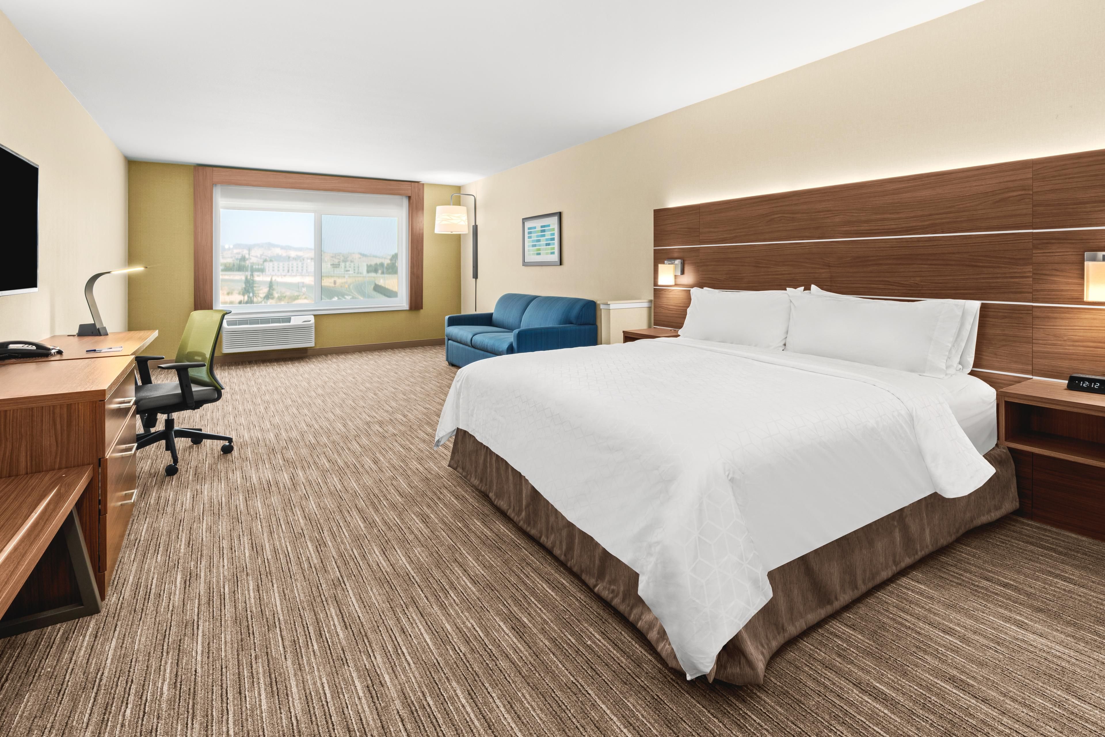 holiday inn express hotel and suites corning by ihg