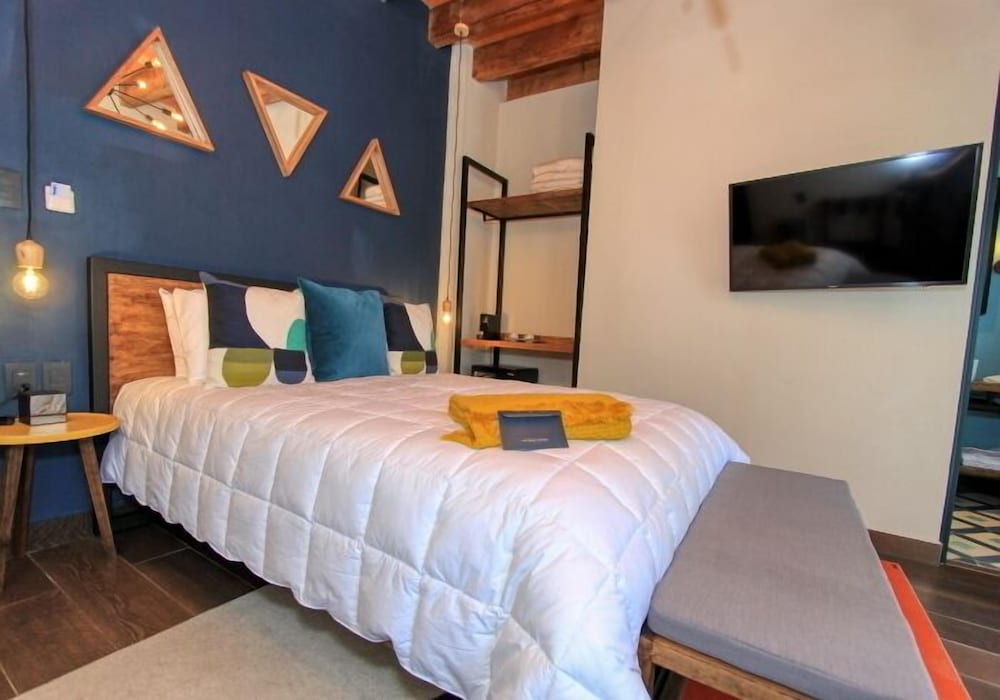 antigua trece hotel fusion