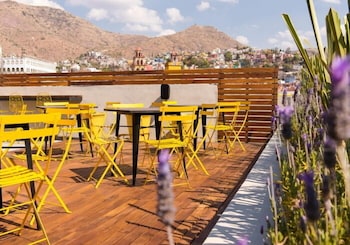 antigua trece hotel fusion