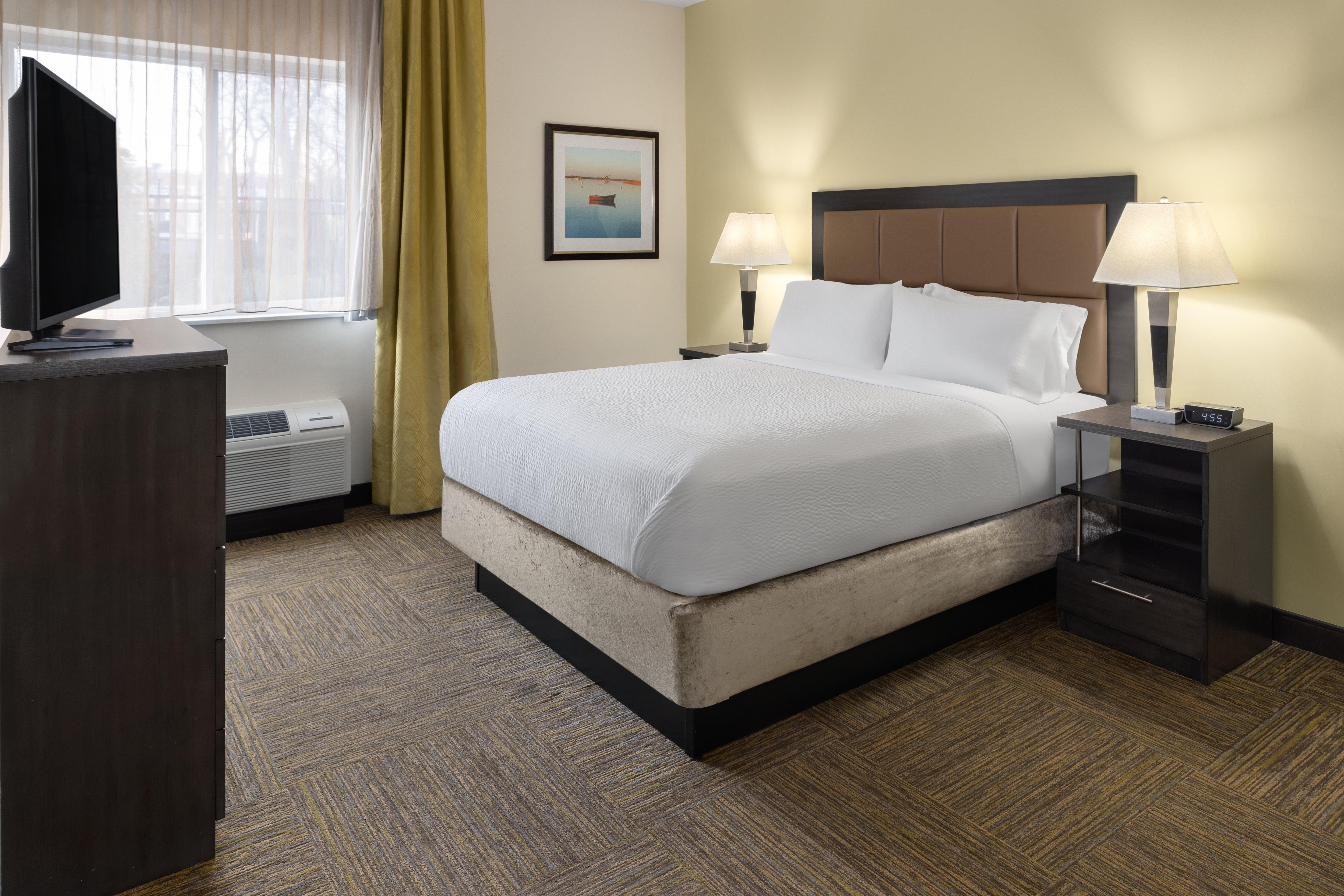 candlewood suites chester philadelphia international airport an ihg hotel