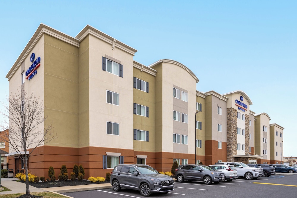 candlewood suites chester philadelphia international airport an ihg hotel