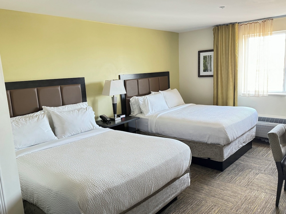 candlewood suites chester philadelphia international airport an ihg hotel