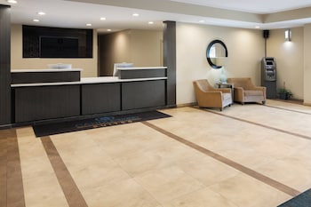 Candlewood Suites Chester - Philadelphia International Airport, An Ihg Hotel,Delaware>>Chester,2.5 star