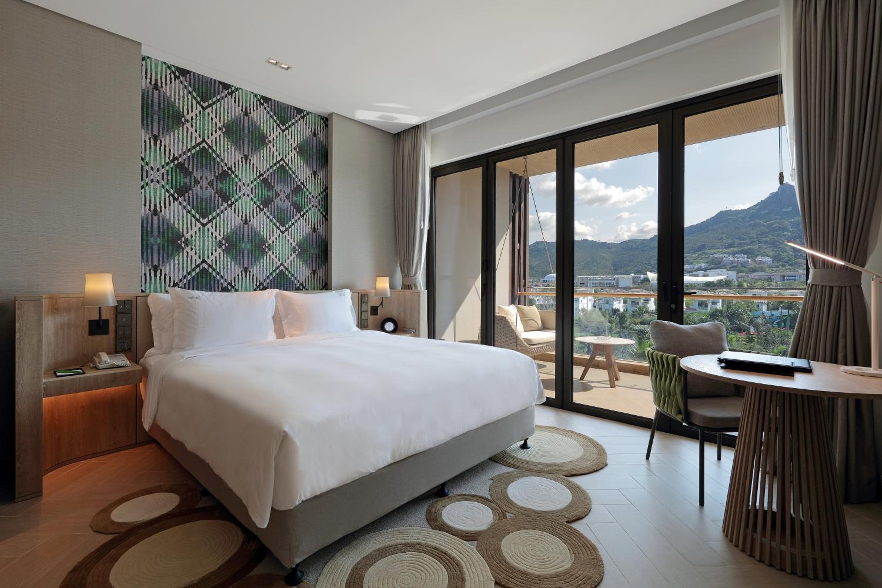 holiday inn resort qionghai guantang an ihg hotel