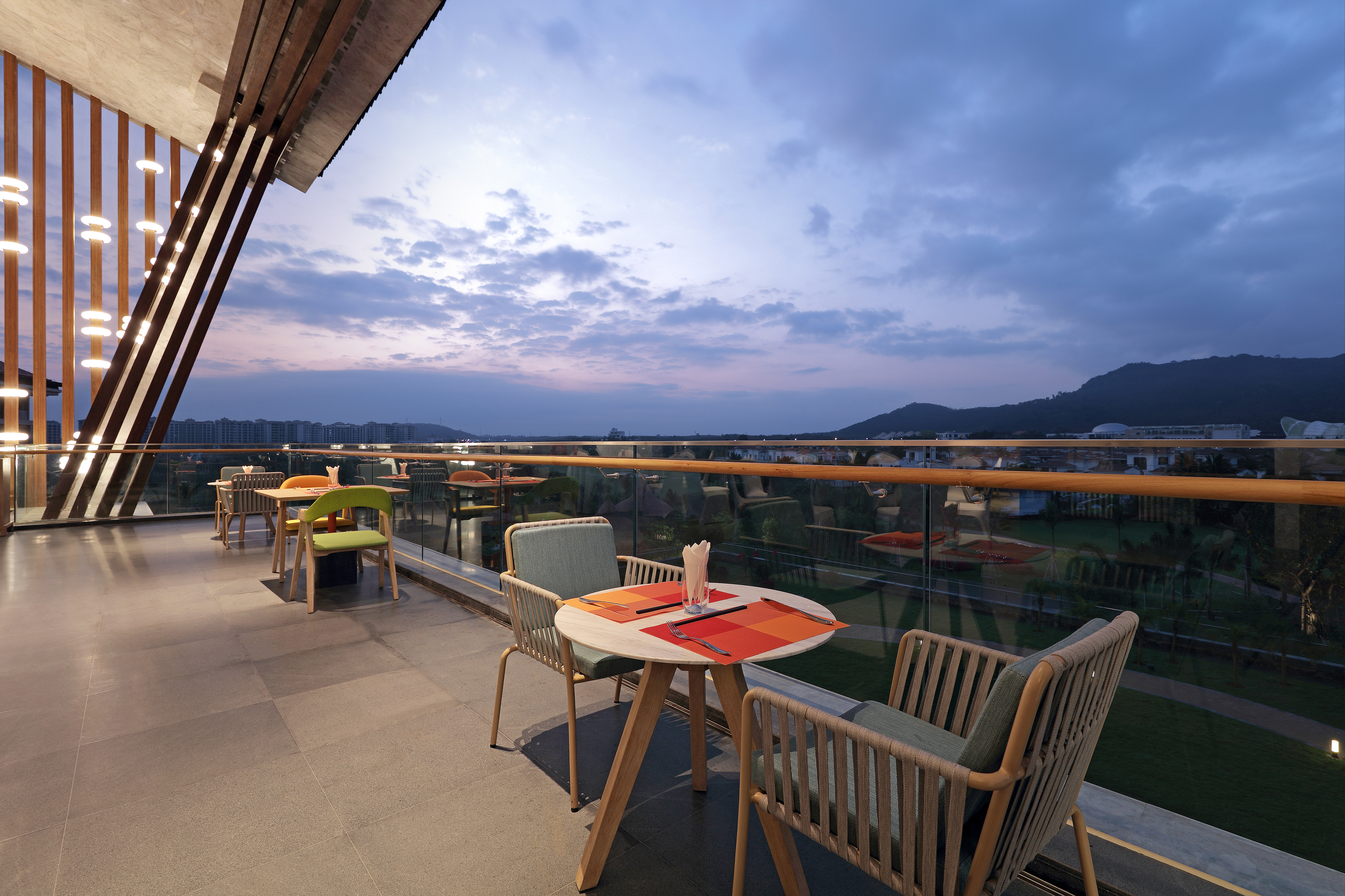 holiday inn resort qionghai guantang an ihg hotel