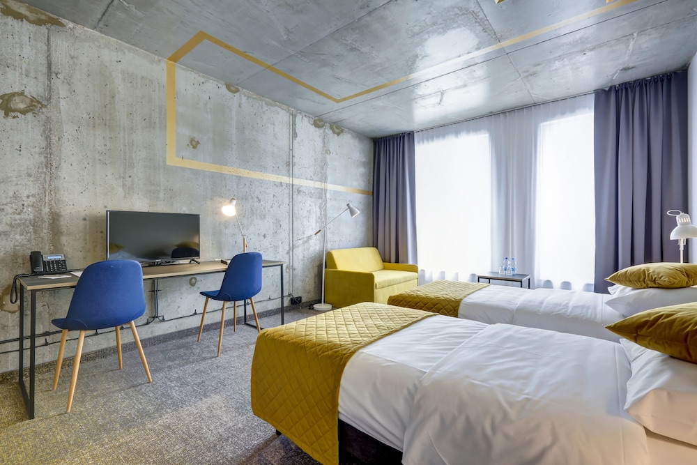 arche hotel geologiczna