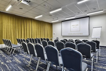 arche hotel geologiczna