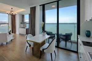 vinpearl beachfront nha trang