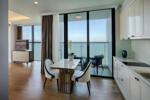 vinpearl beachfront nha trang