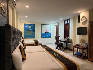 window 2 hotel