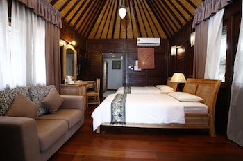 sutera mantanani island resort and spa