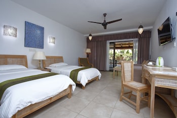 sutera mantanani island resort and spa