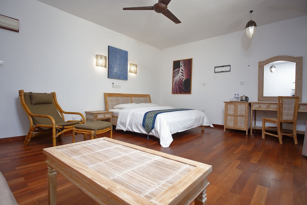 sutera mantanani island resort and spa