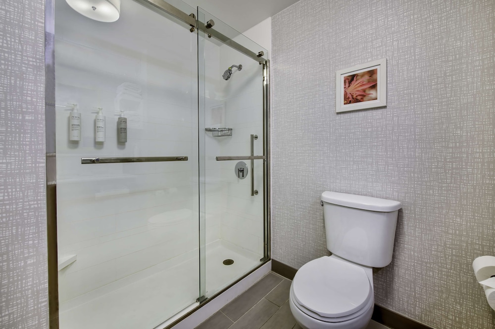hampton inn cortland