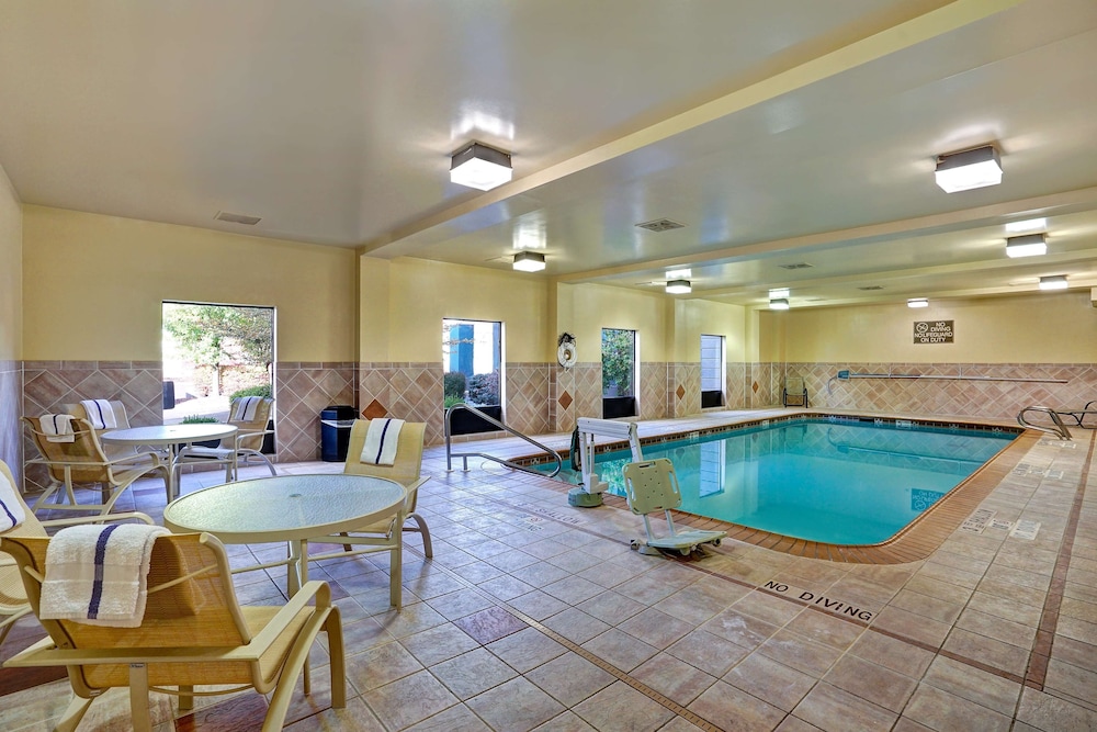 hampton inn cortland