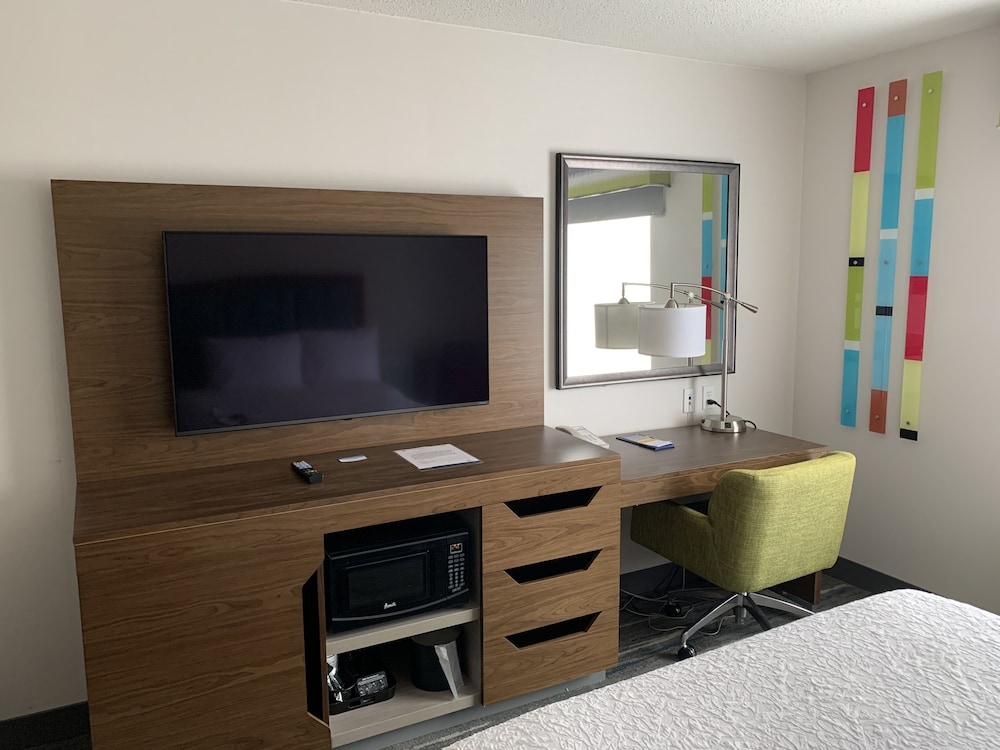 hampton inn cortland