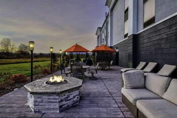 Hampton Inn Cortland,Cortland County>>Cortland,3 star