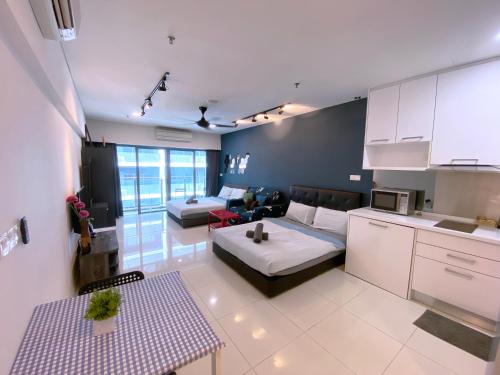 mercu summer suites bernice klcc