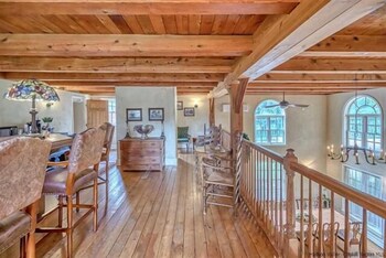 Elmrock Inn,In Town Of Marbletown,3.5 star