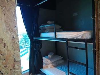 homy seafront hostel