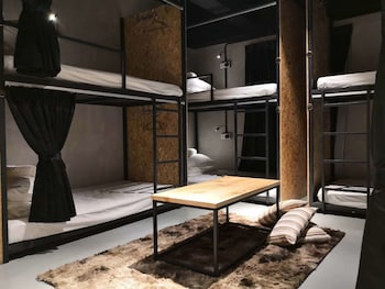 homy seafront hostel