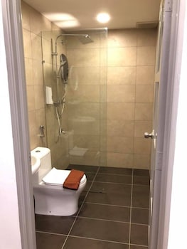 the wood boutique hotel