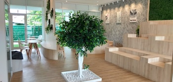 the wood boutique hotel