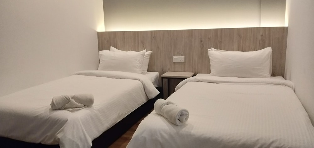 the wood boutique hotel