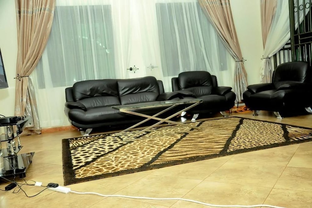 dorabo tourist hotel