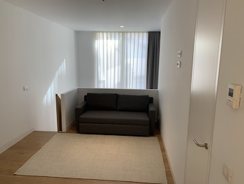 hoom apartments juan bravo 56 madrid