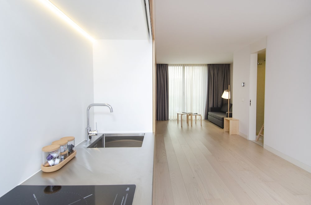hoom apartments juan bravo 56 madrid