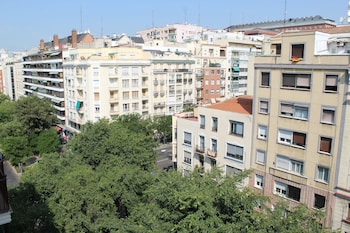 hoom apartments juan bravo 56 madrid