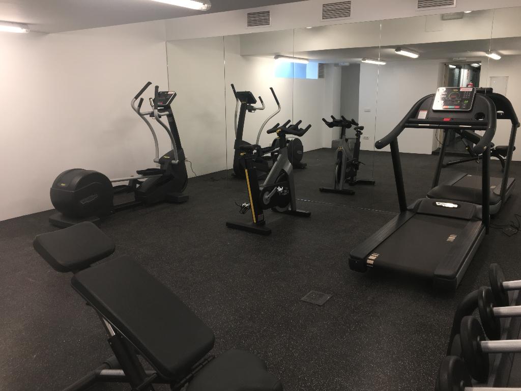 hoom apartments juan bravo 56 madrid