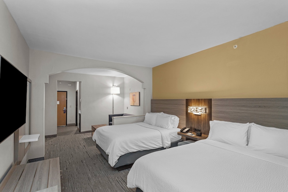 holiday inn express crockett by ihg
