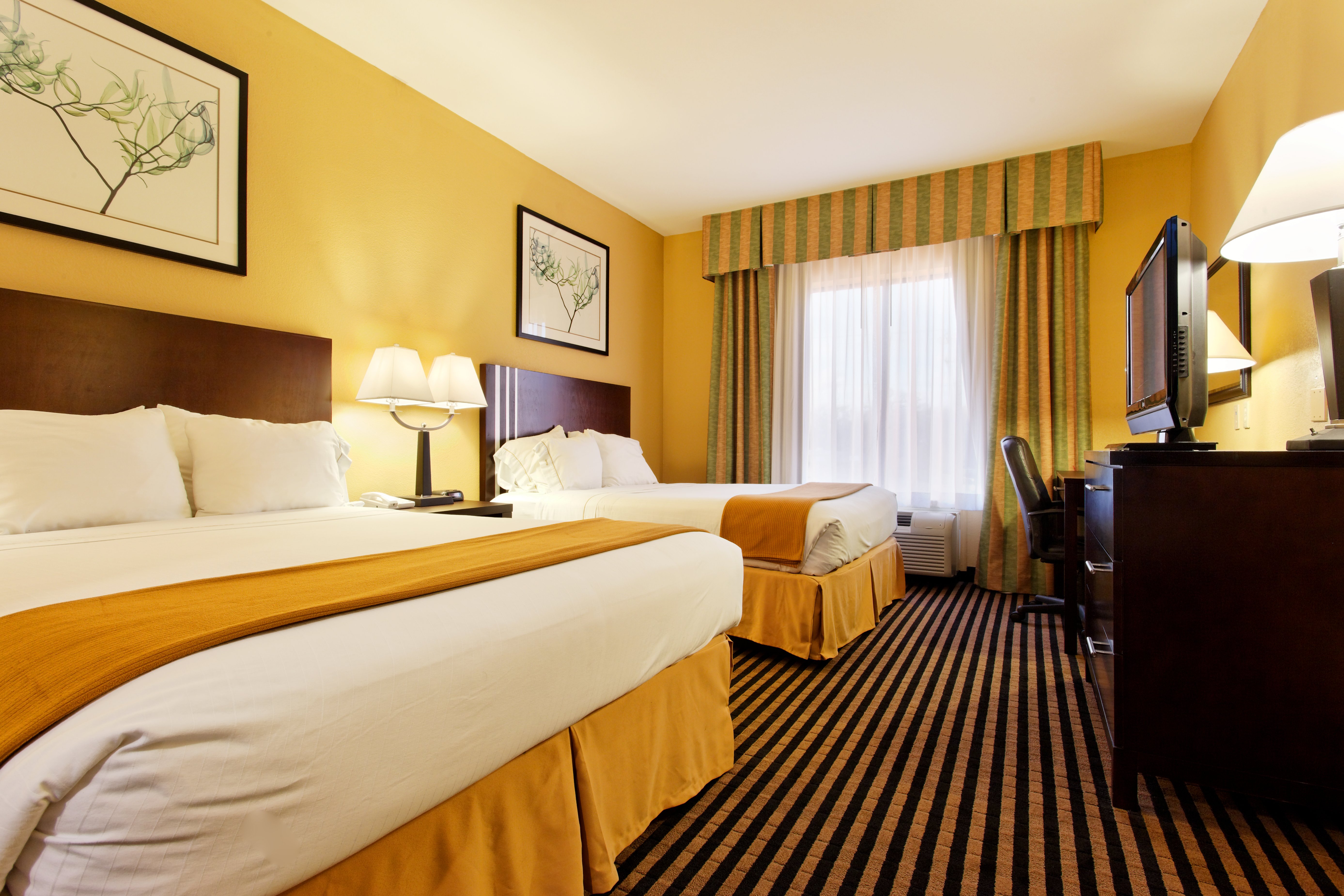 holiday inn express crockett by ihg