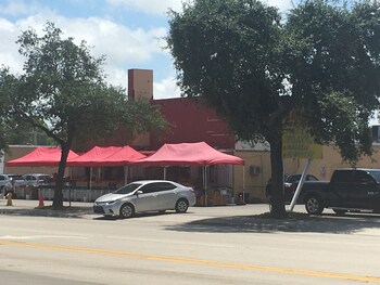 richards pet friendly motel